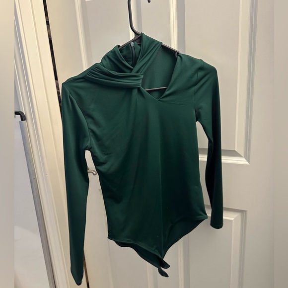 GREEN Zara knot bodysuit - Picture 4 of 4